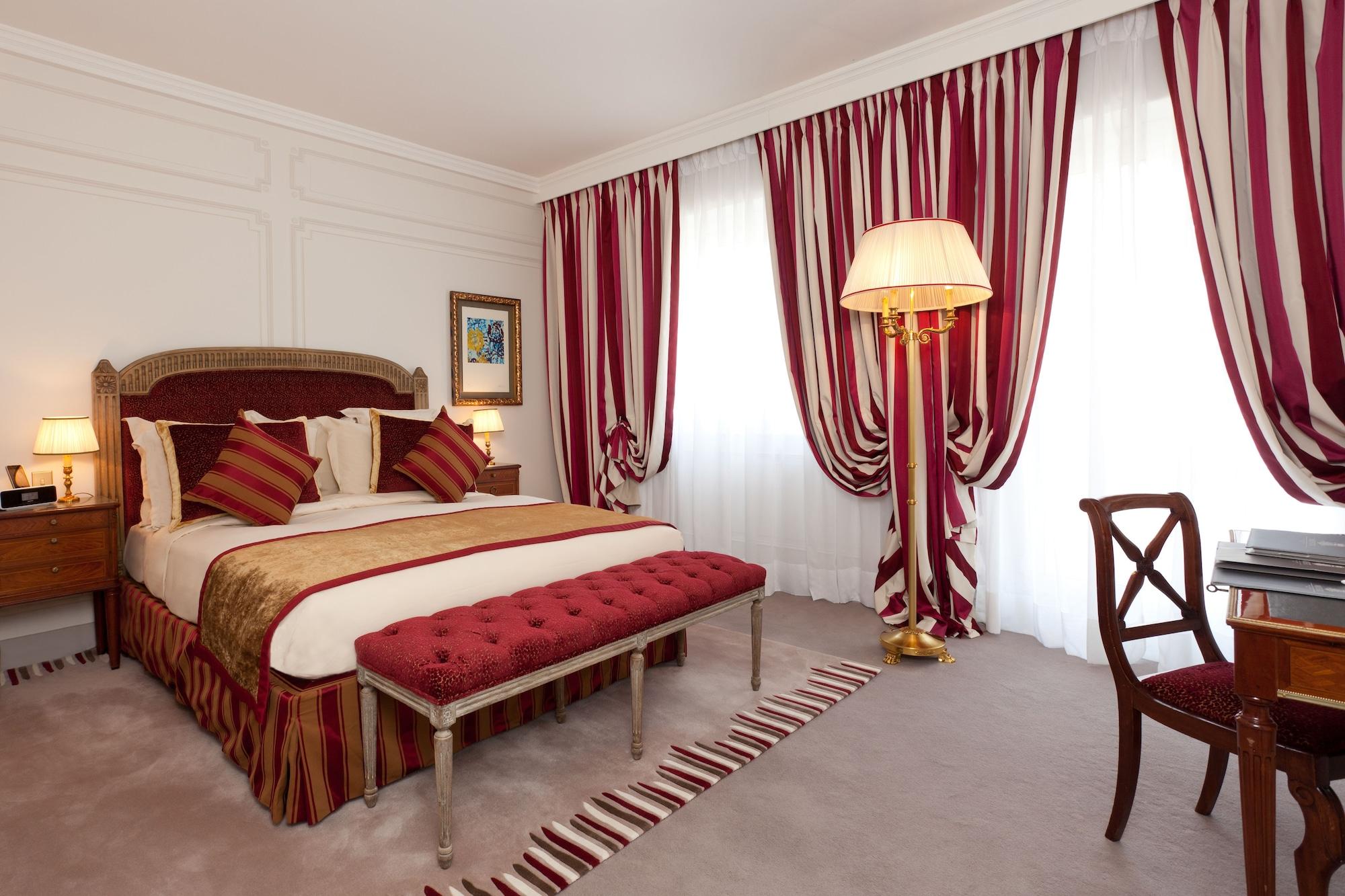 Majestic Hotel Spa - Champs Elysees Paris Bilik gambar